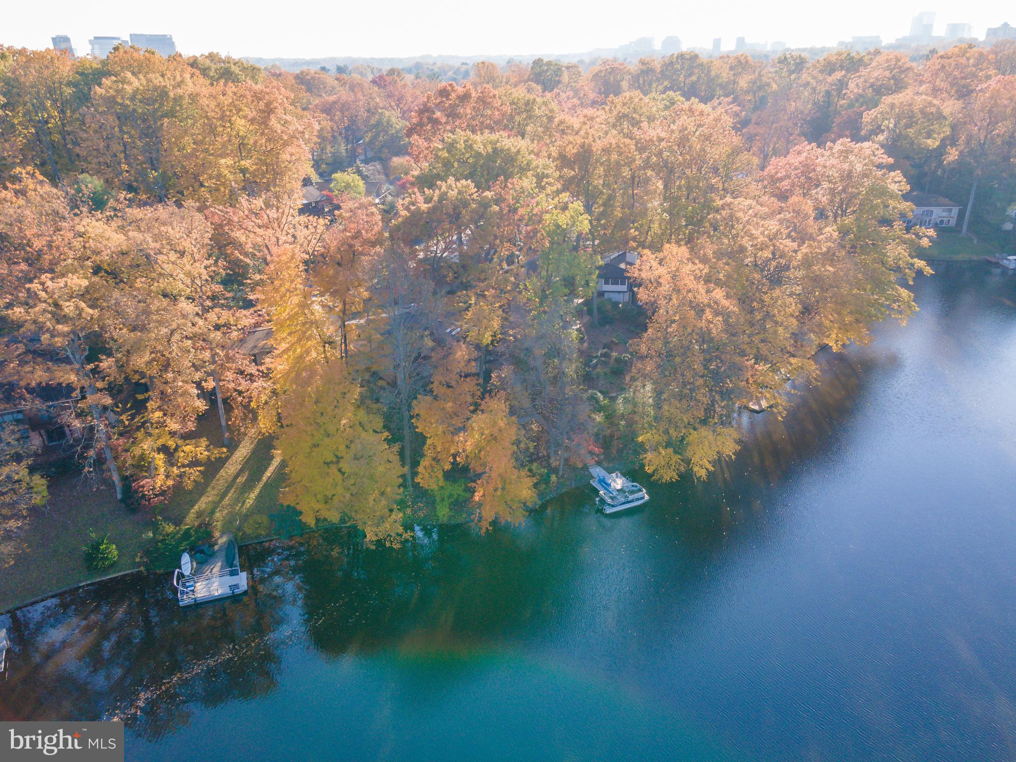 11226 South Shore Road Reston, VA 20190 - Photo 38 of 45 Take your boat out onto Lake Anne