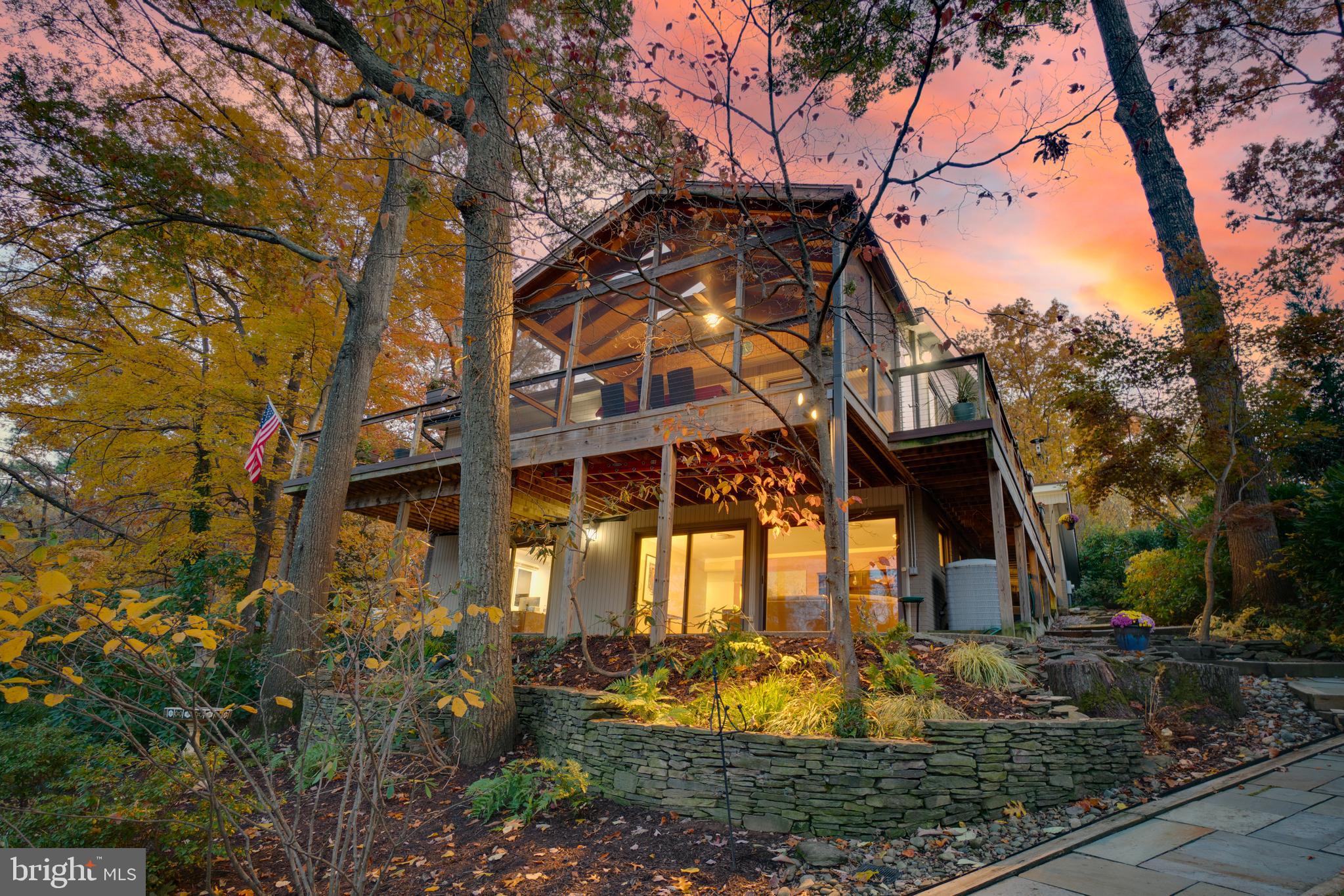 11226 South Shore Road Reston, VA 20190 - Photo 41 of 45 Twilight on Lake Anne