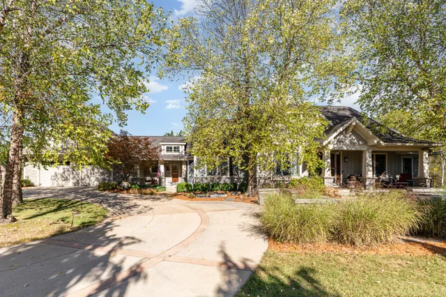 $875,000 | 9733 Blue Heron Drive, Eaton Rapids, MI 48827