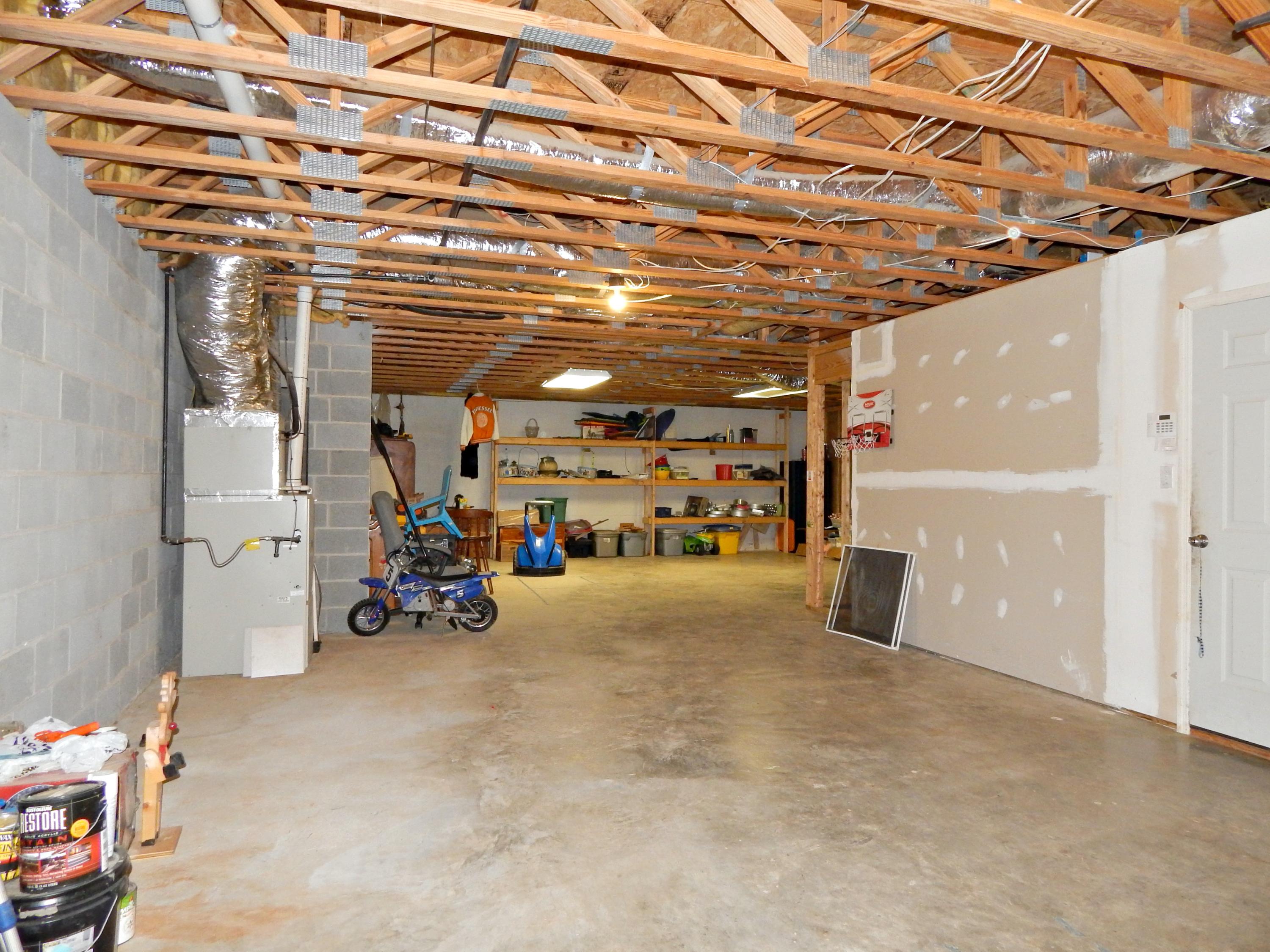 637 Emory River Road Harriman, TN 37748 - Photo 16 of 30 27