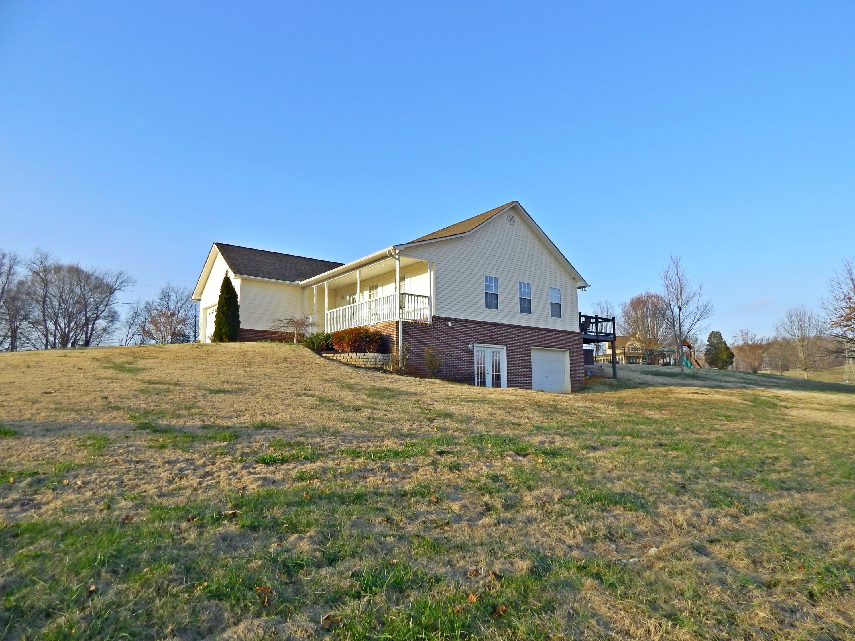 637 Emory River Road Harriman, TN 37748 - Photo 7 of 30 9