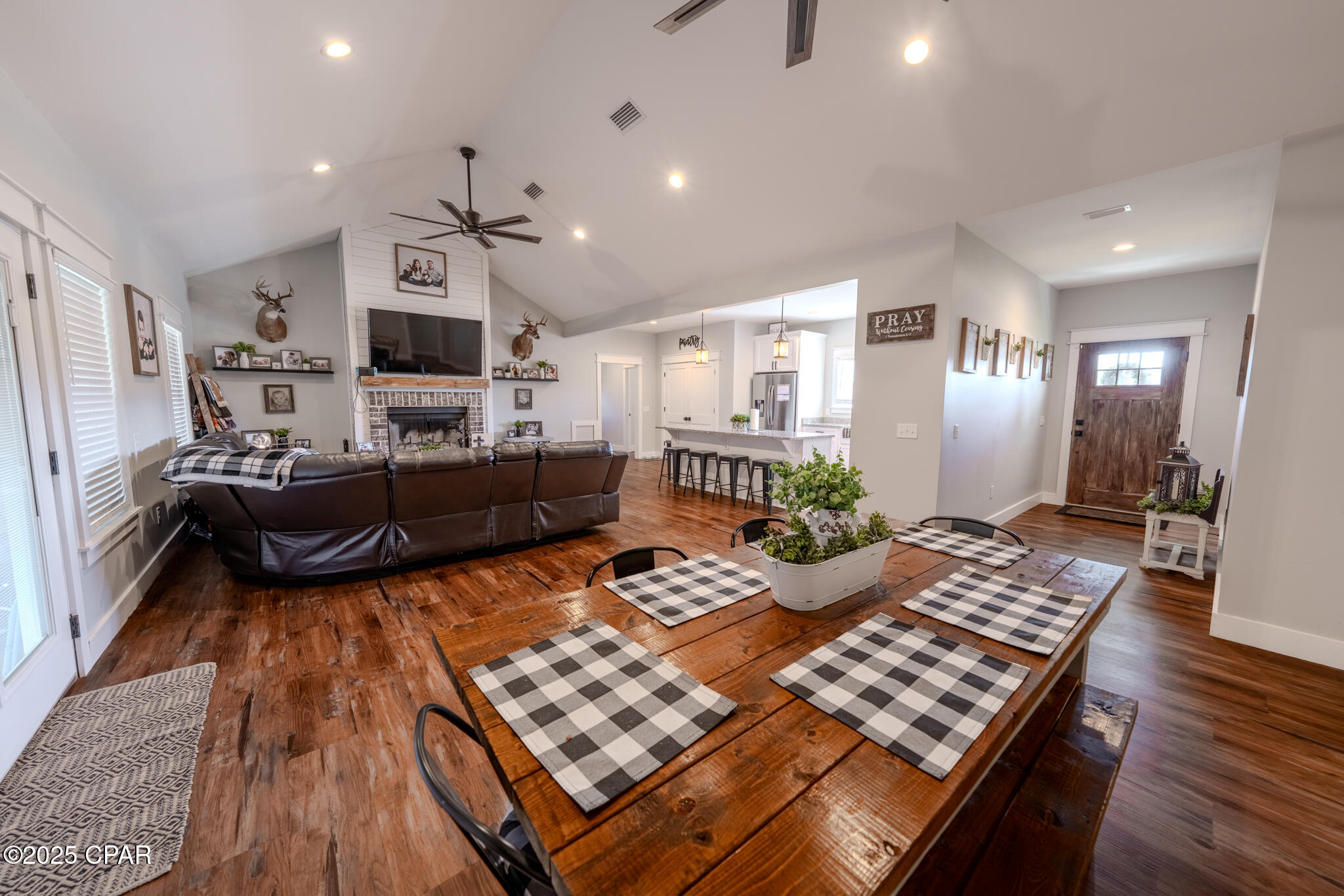 5275 Friendship Church Road Malone, FL 32445 - Photo 9 of 39 Gallery Image 9