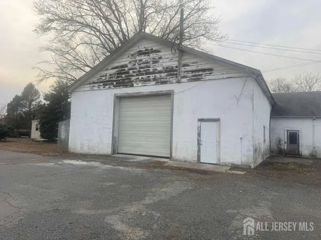 a view of a house with a outdoor space