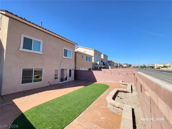 $2,550 | 5882 Azzura Palms Avenue, Las Vegas, NV 89139