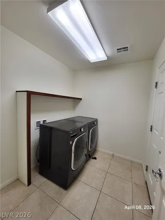 $2,550 | 5882 Azzura Palms Avenue, Las Vegas, NV 89139