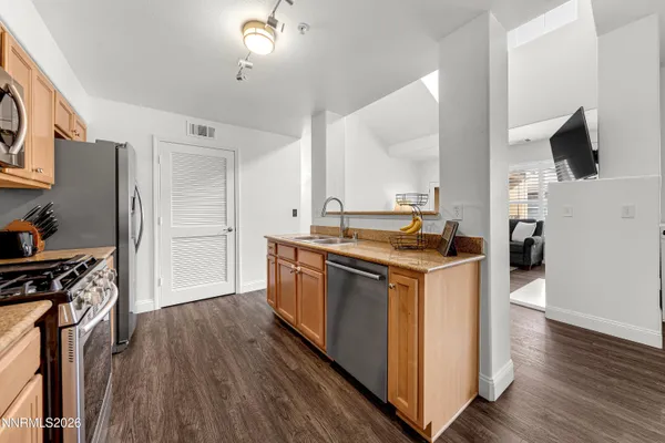 $379,500 | 17000 Wedge Parkway, Unit 2722, Reno, NV 89511