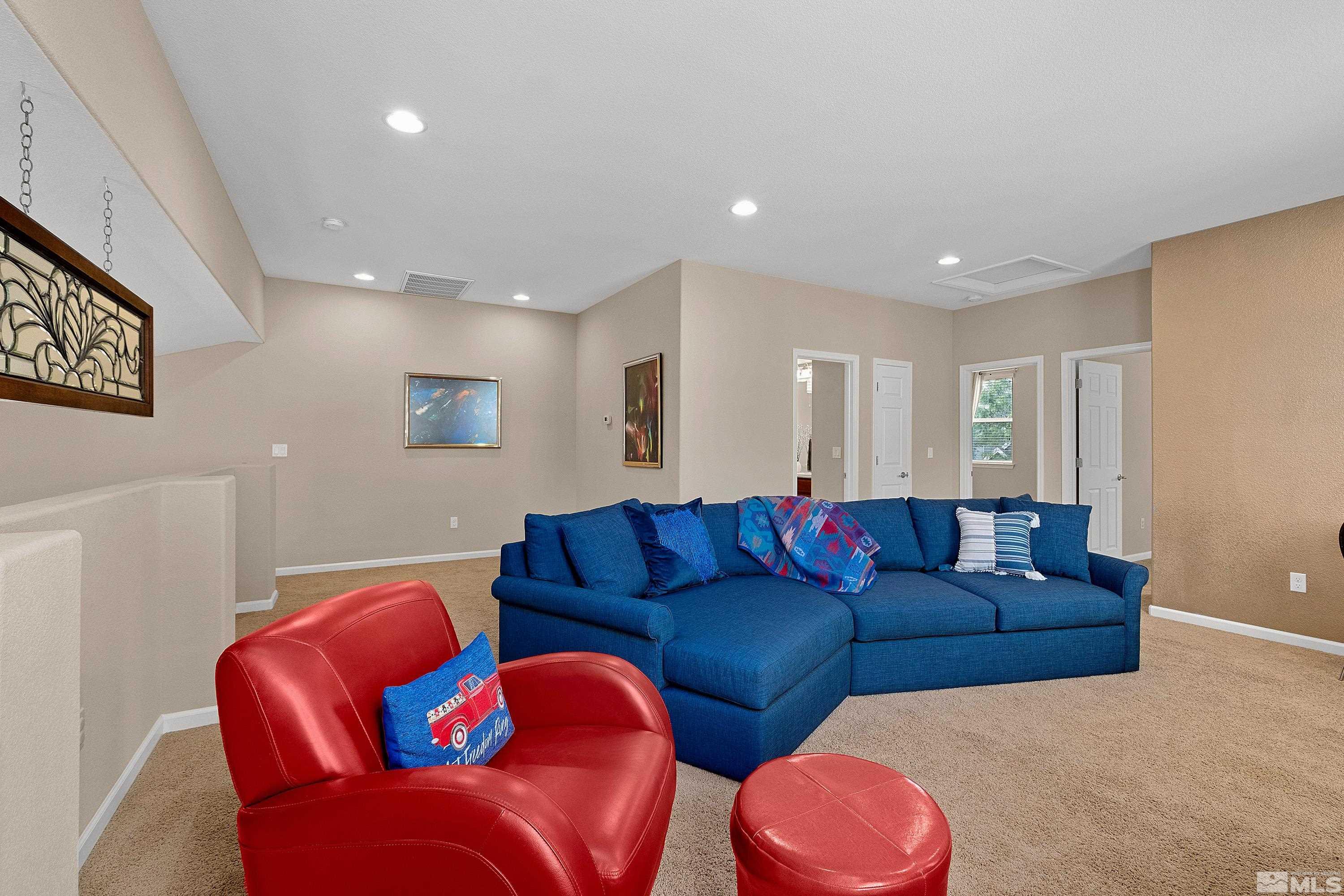 235 Brenham Avenue Reno, NV 89509 - Photo 19 of 32 a living room with furniture