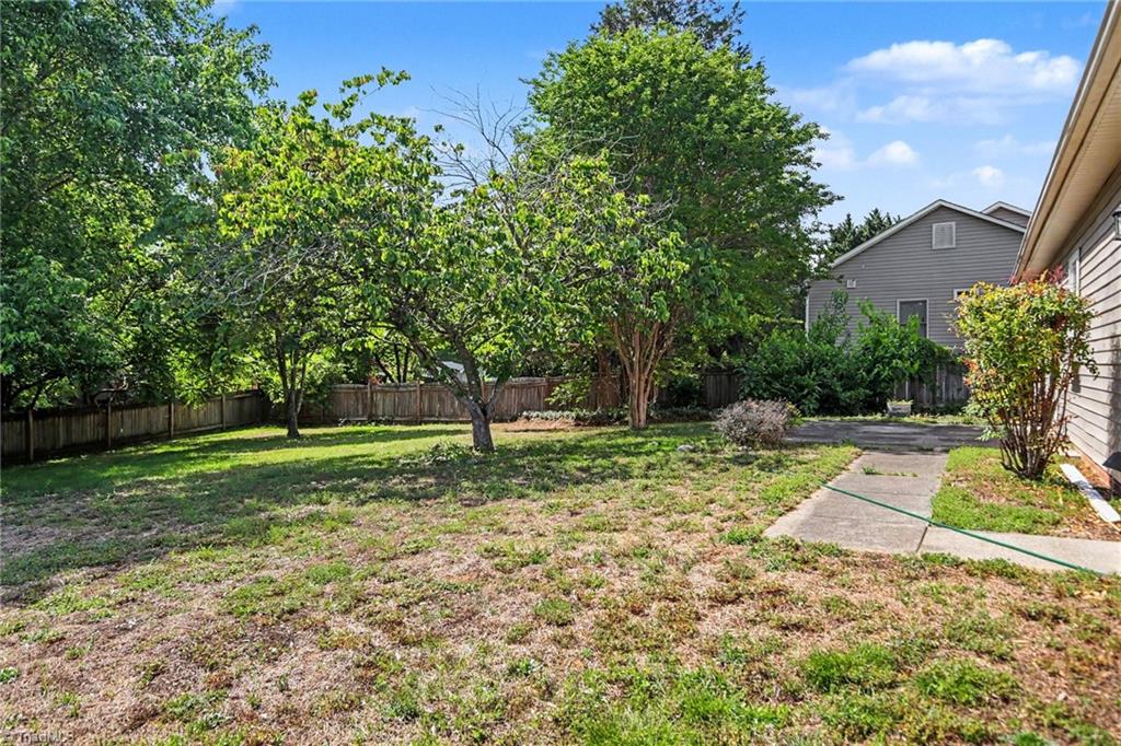 1652 Quillmark Road Winston-Salem, NC 27127 - Photo 16 of 19