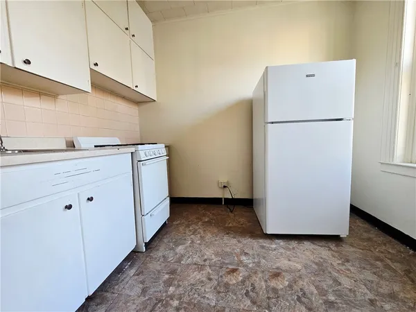 $900 | 385 South Main Street, Geneva City, NY 14456