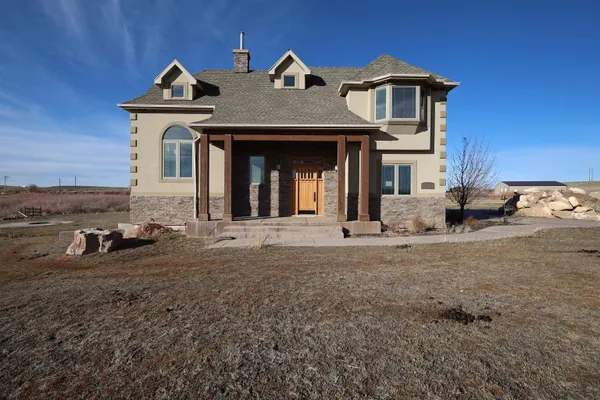 $992,400 | 10926 State Highway North, Evanston, WY 82930
