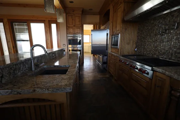 $992,400 | 10926 State Highway North, Evanston, WY 82930