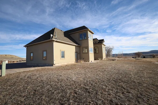 $992,400 | 10926 State Highway North, Evanston, WY 82930