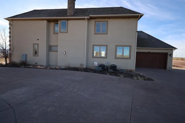 $992,400 | 10926 State Highway North, Evanston, WY 82930