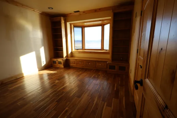 $992,400 | 10926 State Highway North, Evanston, WY 82930
