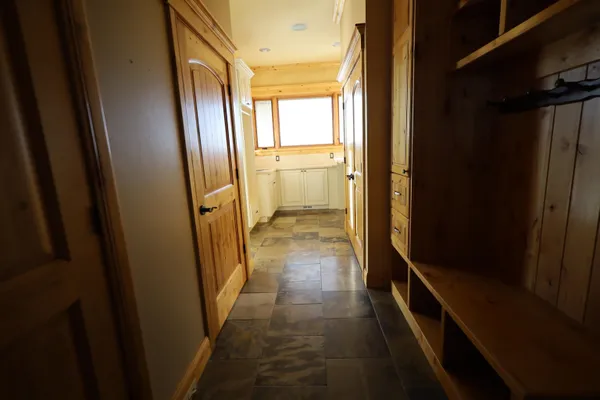 $992,400 | 10926 State Highway North, Evanston, WY 82930