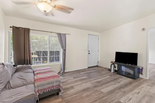 $119,900 | 5825 Hobbs Lane, Unit 68, Sacramento, CA 95842