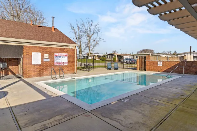 $119,900 | 5825 Hobbs Lane, Unit 68, Sacramento, CA 95842