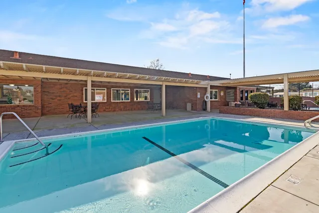 $119,900 | 5825 Hobbs Lane, Unit 68, Sacramento, CA 95842