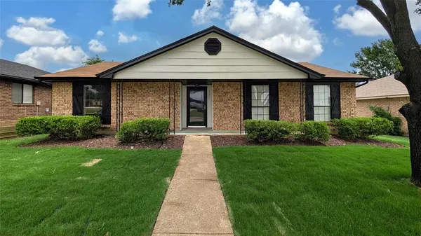 $258,000 | 3225 Poteet Drive, Mesquite, TX 75150