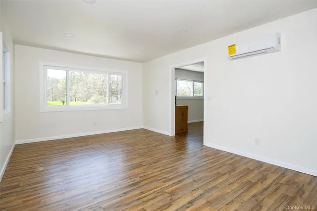 $390,000 | 565 Old Hopewell Road, Hopewell Junction, NY 12533