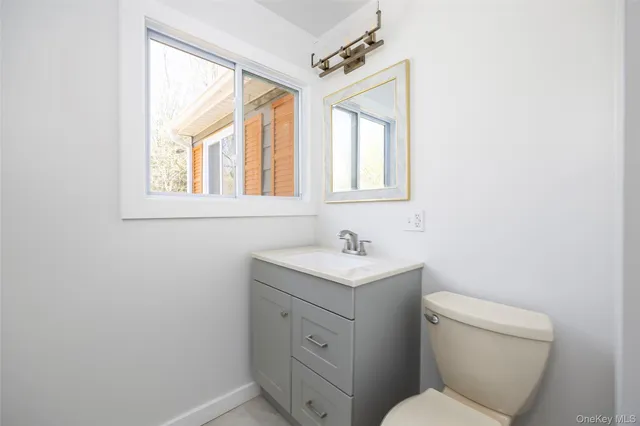 $390,000 | 565 Old Hopewell Road, Hopewell Junction, NY 12533