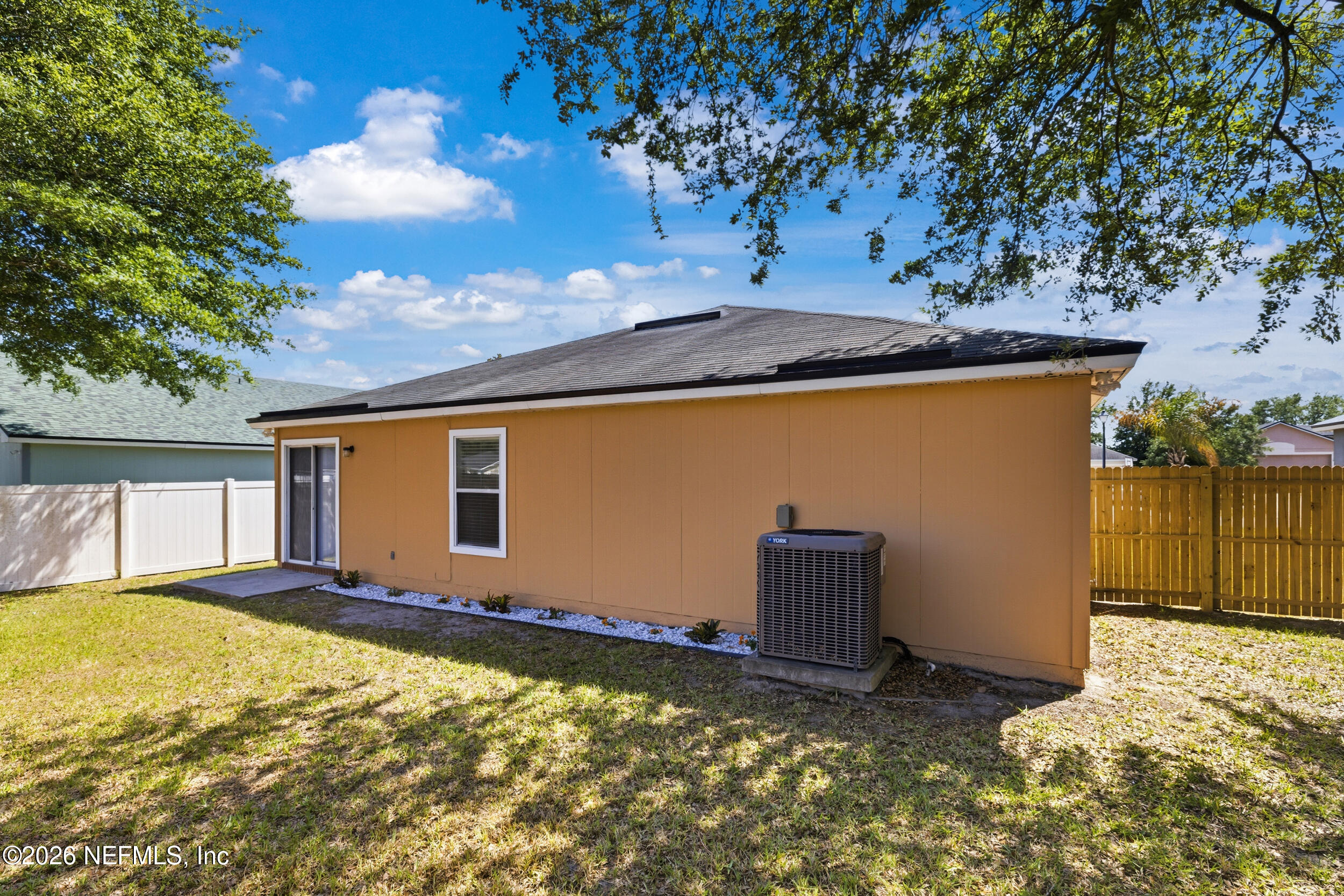 3119 Garden Brook Road Jacksonville, FL 32208 - Photo 35 of 48 36_lens2listing-42