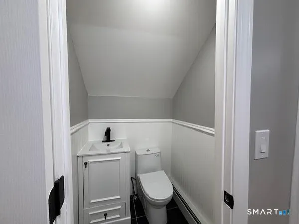 $440,000 | 147 View Street, Meriden, CT 06450