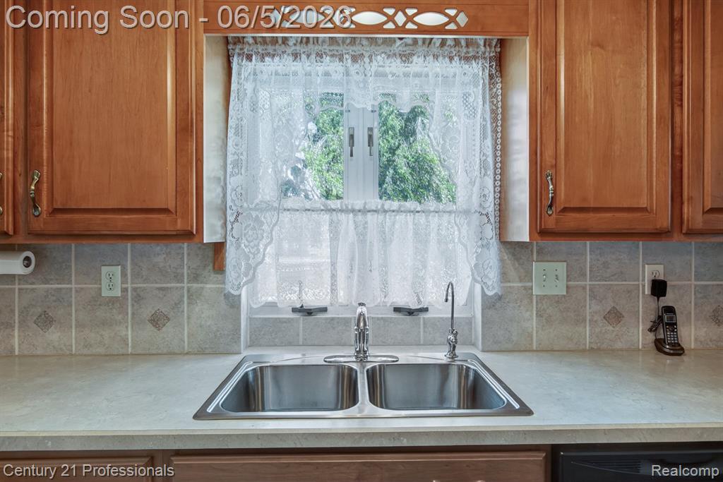 28745 Avondale Street Inkster, MI 48141 - Photo 11 of 44