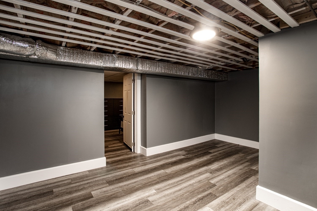 350 Gifford Road Westport, MA 02790 - Photo 26 of 39 a view of a kitchen
