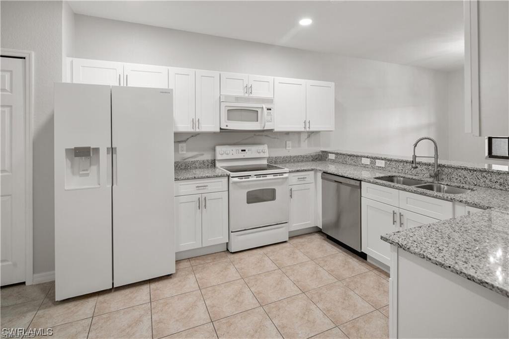 15610 Summit Pl Circle, Unit 398 Naples, FL 34119 - Photo 5 of 13