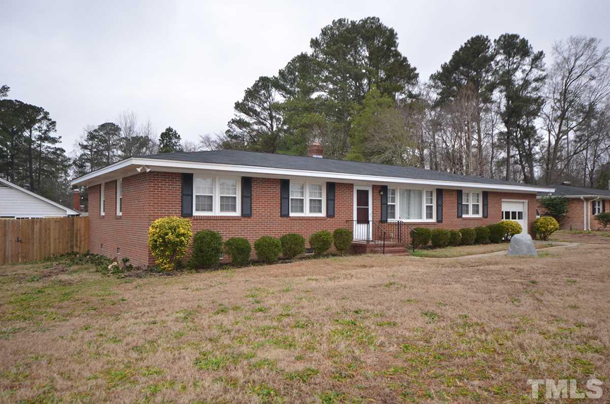 2701 Dove Lane Raleigh, NC 27604 - Photo 2 of 25 Gallery Image 2