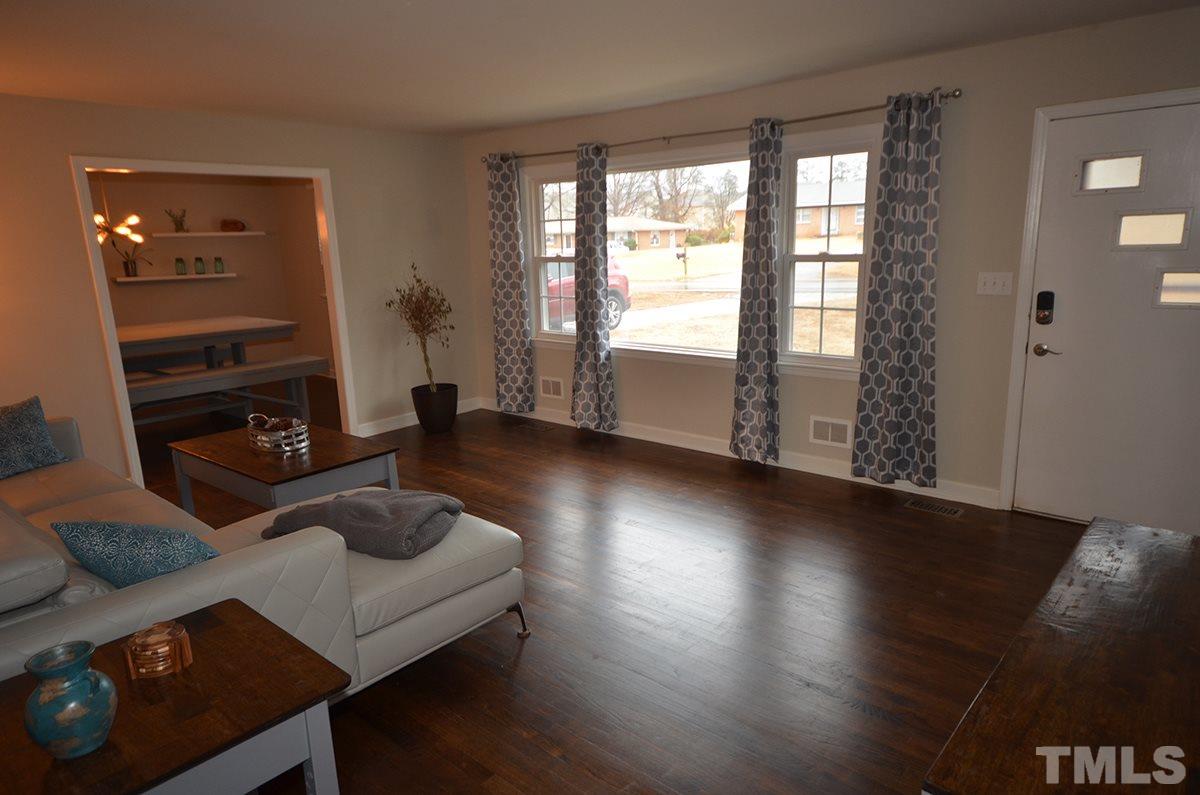 2701 Dove Lane Raleigh, NC 27604 - Photo 4 of 25 Gallery Image 4