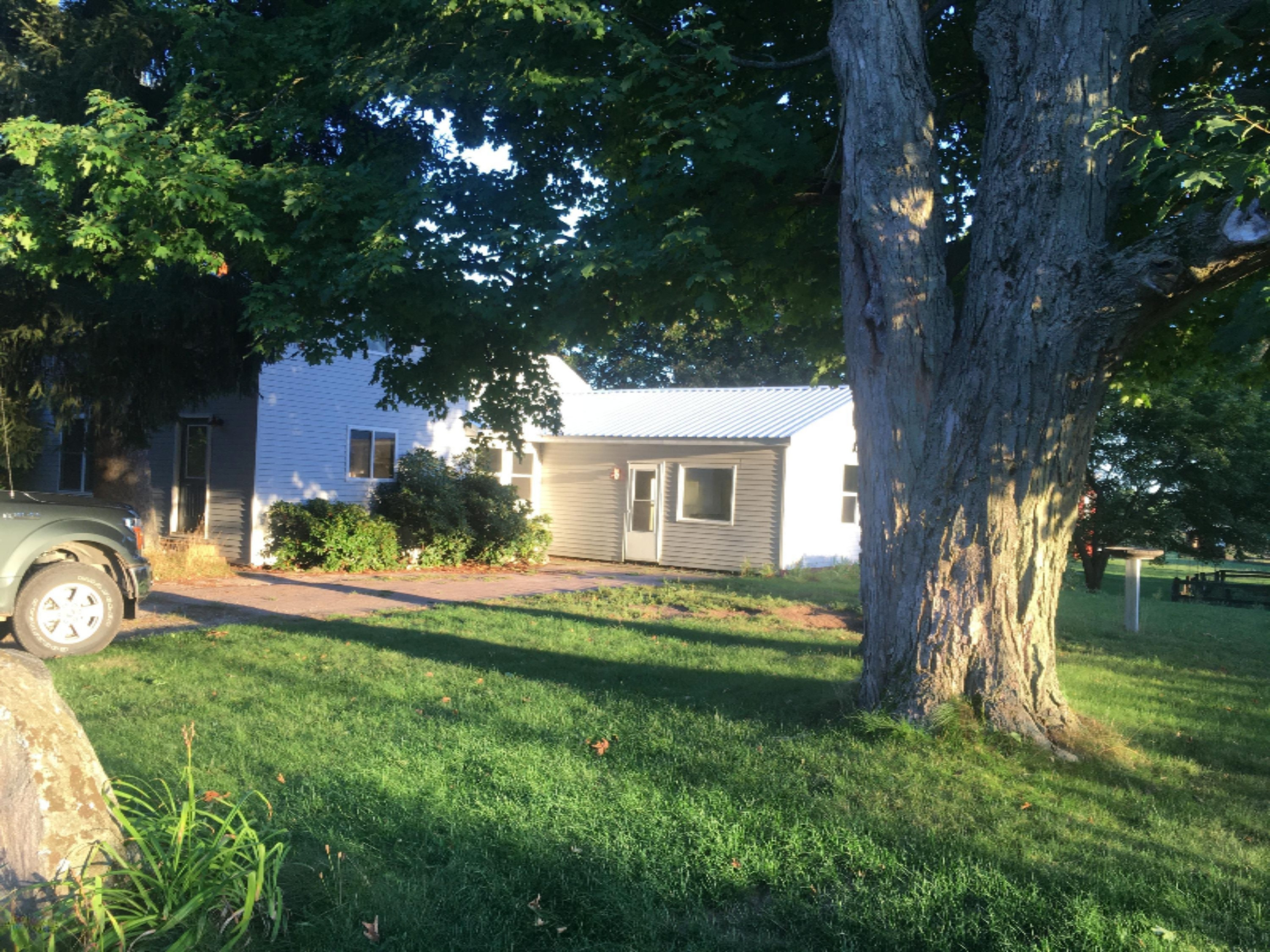 2277 West Garfield Road Rothbury, MI 49452 - Photo 23 of 26 IMG-2698
