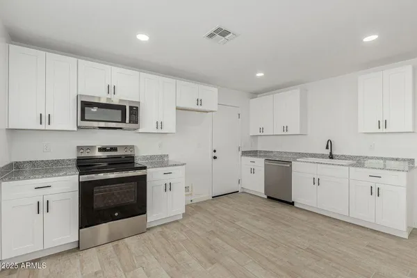 $1,700 | 245 South 90th Street, Unit 12, Mesa, AZ 85208