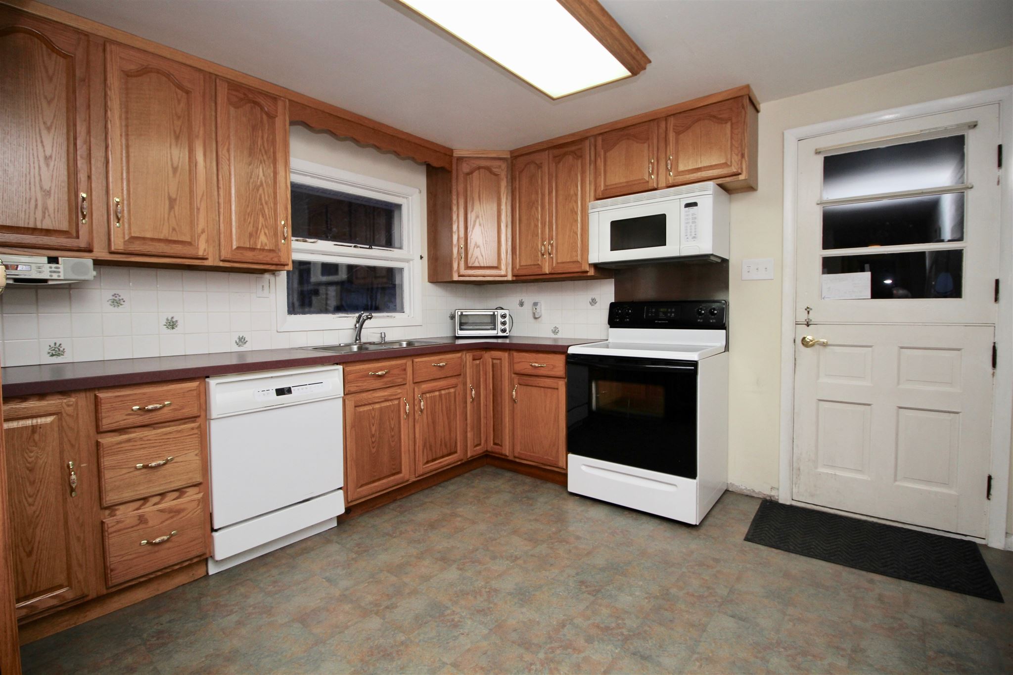 6673 Cold River Road Shrewsbury, VT 05738 - Photo 10 of 18 Gallery Image 10