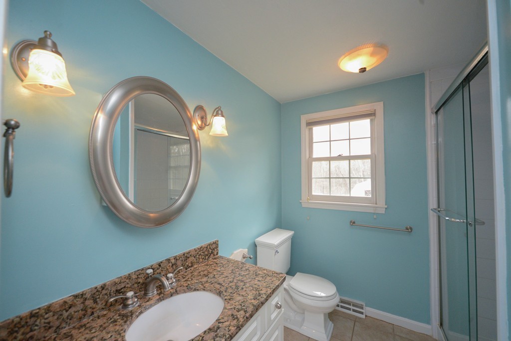 418 Bay Road Easton, MA 02375 - Photo 17 of 30