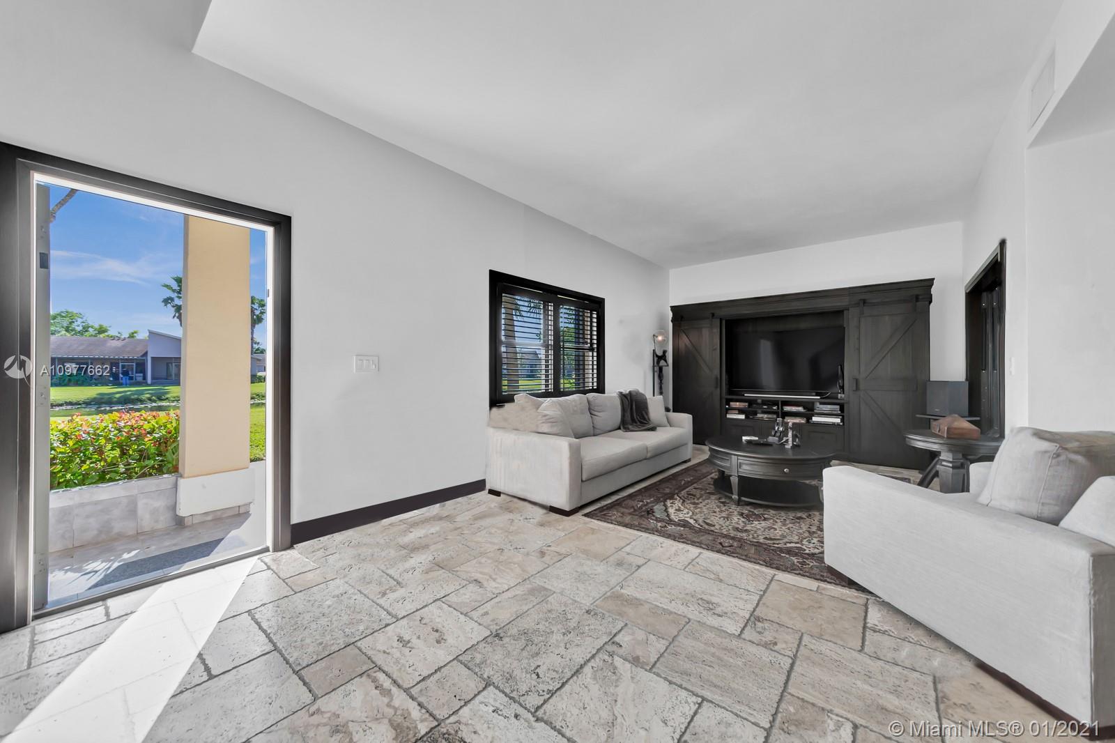 585 Racquet Club Road, Unit 6 Weston, FL 33326 - Photo 15 of 81