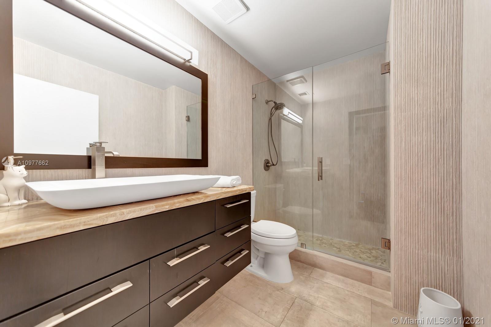 585 Racquet Club Road, Unit 6 Weston, FL 33326 - Photo 25 of 81