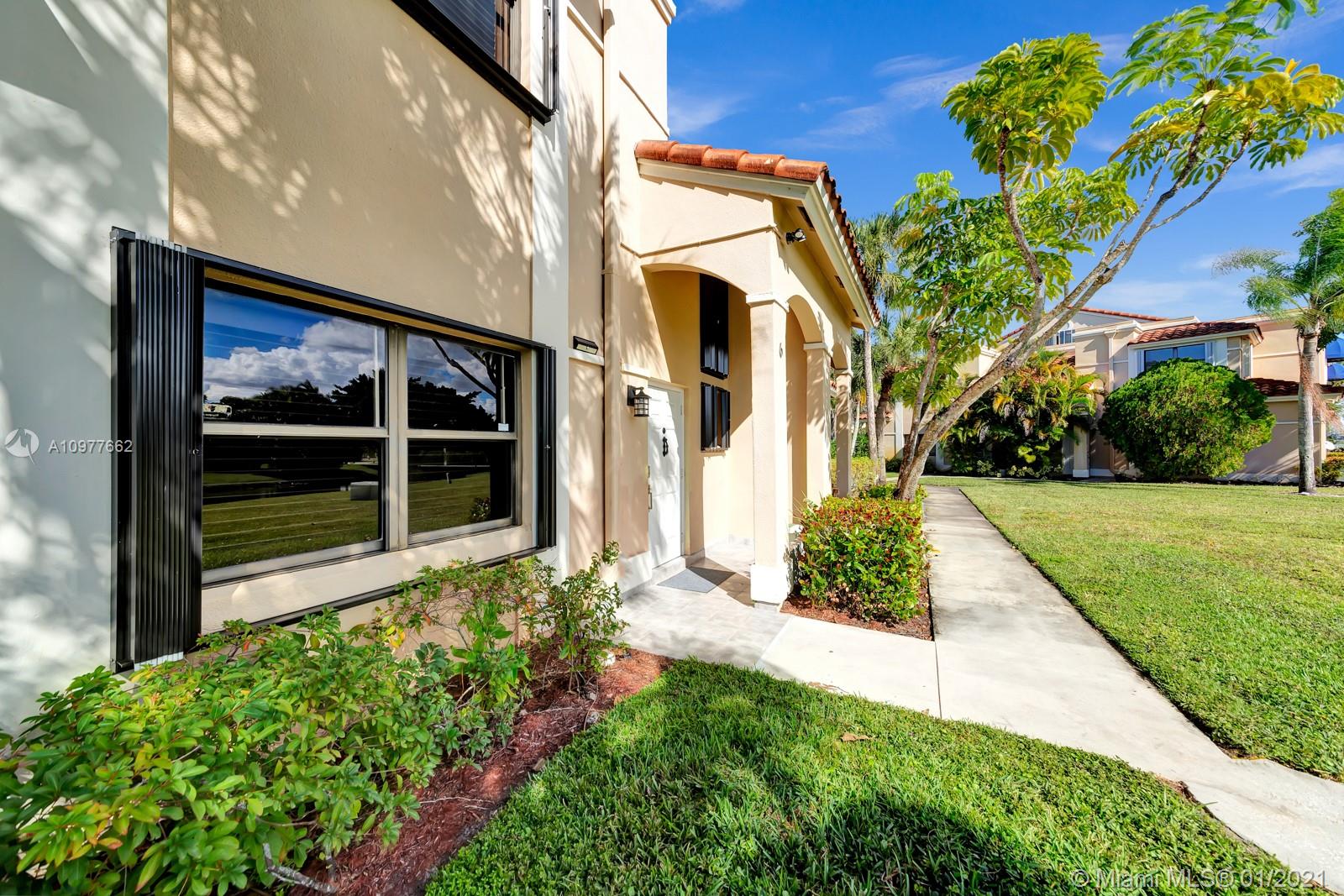 585 Racquet Club Road, Unit 6 Weston, FL 33326 - Photo 37 of 81