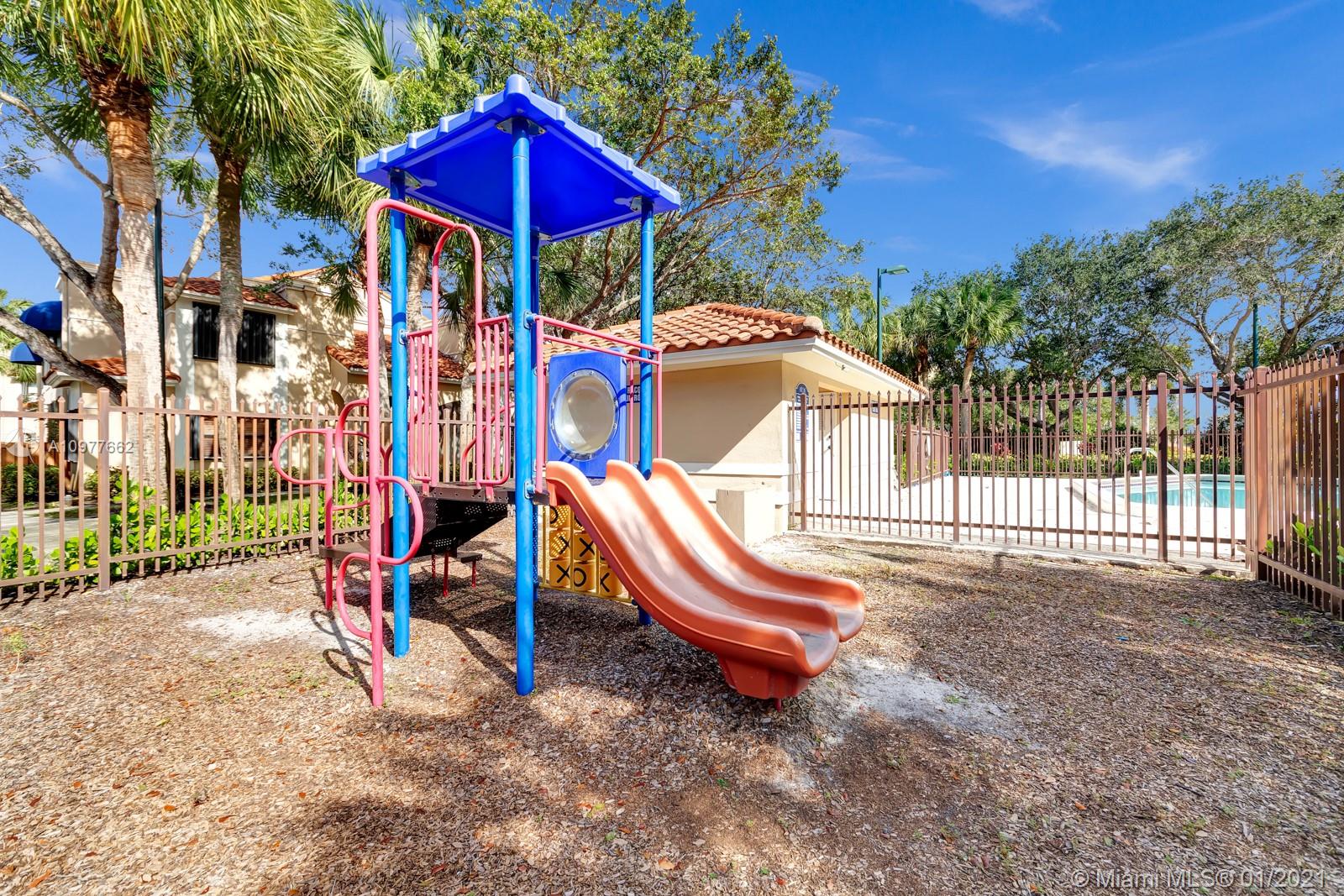 585 Racquet Club Road, Unit 6 Weston, FL 33326 - Photo 52 of 81