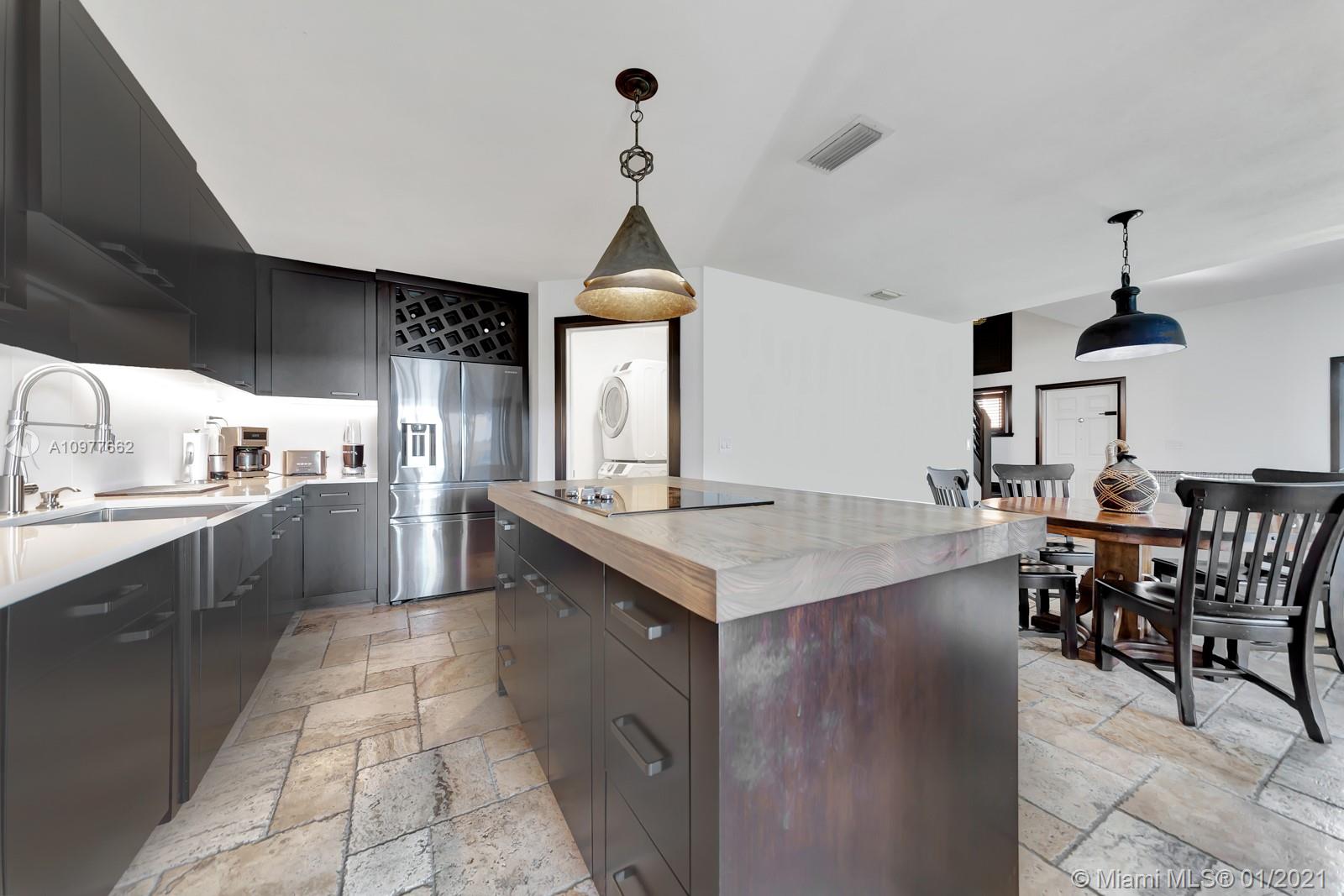 585 Racquet Club Road, Unit 6 Weston, FL 33326 - Photo 9 of 81
