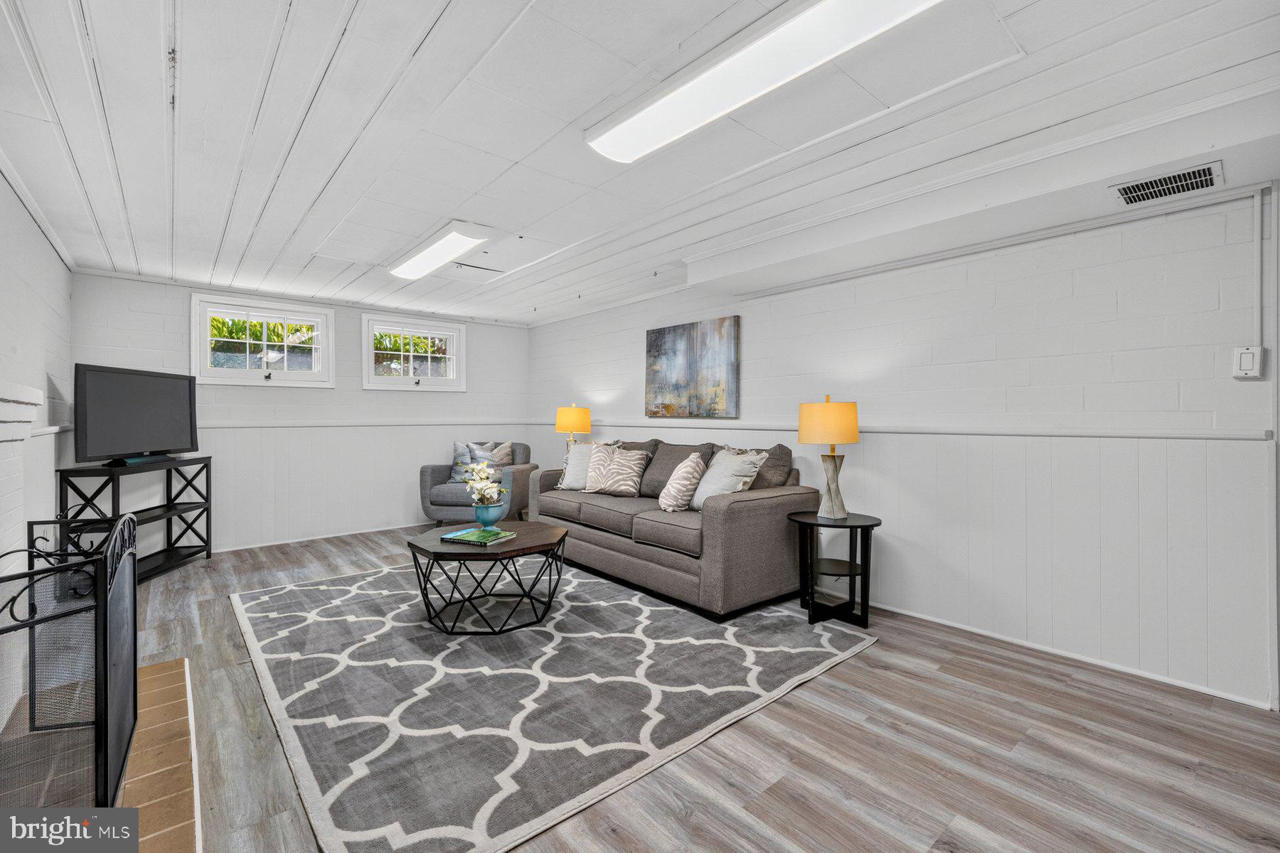 3 Park Valley Road Silver Spring, MD 20910 - Photo 32 of 40 Gallery Image 32