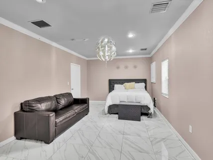 $533,000 | 20331 Northeast 10th Court, Miami, FL 33179