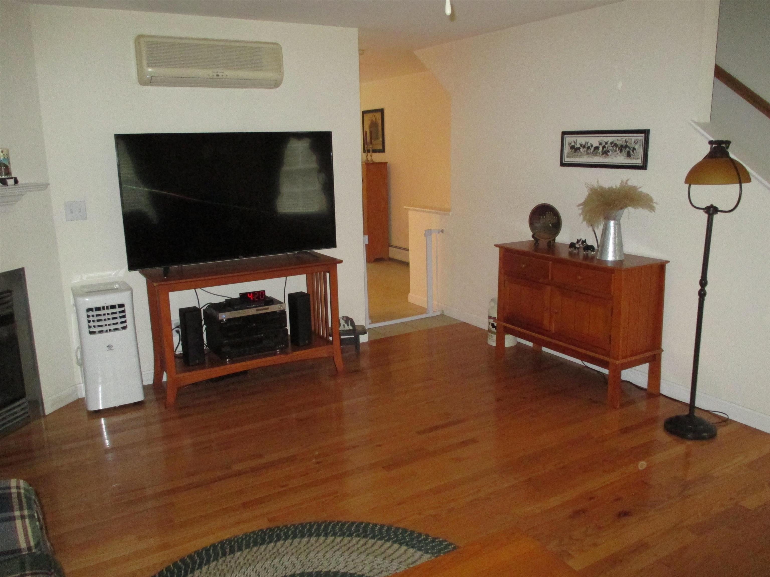 19 Split Rock Drive Rochester, NH 03839 - Photo 11 of 21