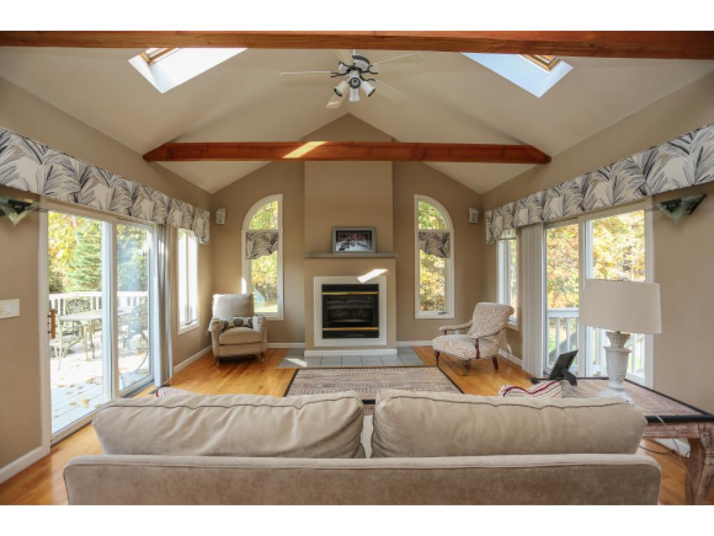 353 North Amherst Road Bedford, NH 03110 - Photo 13 of 33 Gallery Image 13