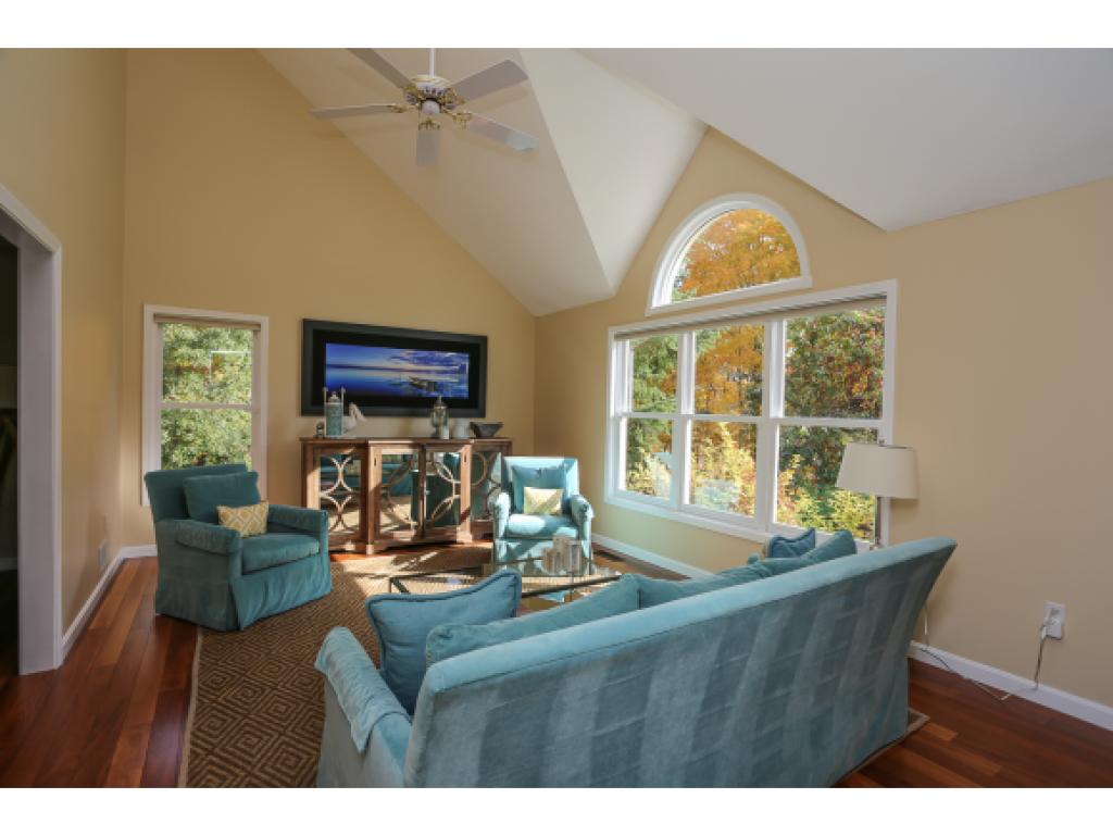 353 North Amherst Road Bedford, NH 03110 - Photo 14 of 33 Gallery Image 14