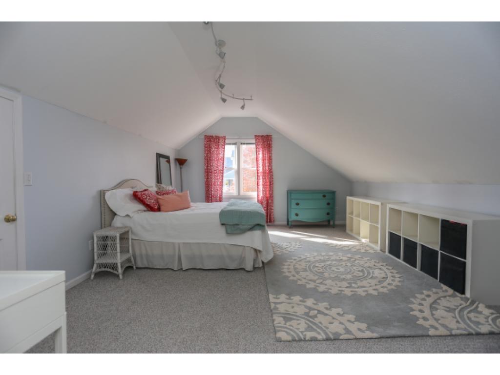 353 North Amherst Road Bedford, NH 03110 - Photo 30 of 33 Gallery Image 30