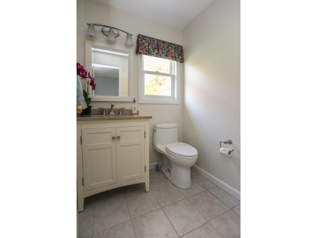 353 North Amherst Road Bedford, NH 03110 - Photo 33 of 33 Gallery Image 33