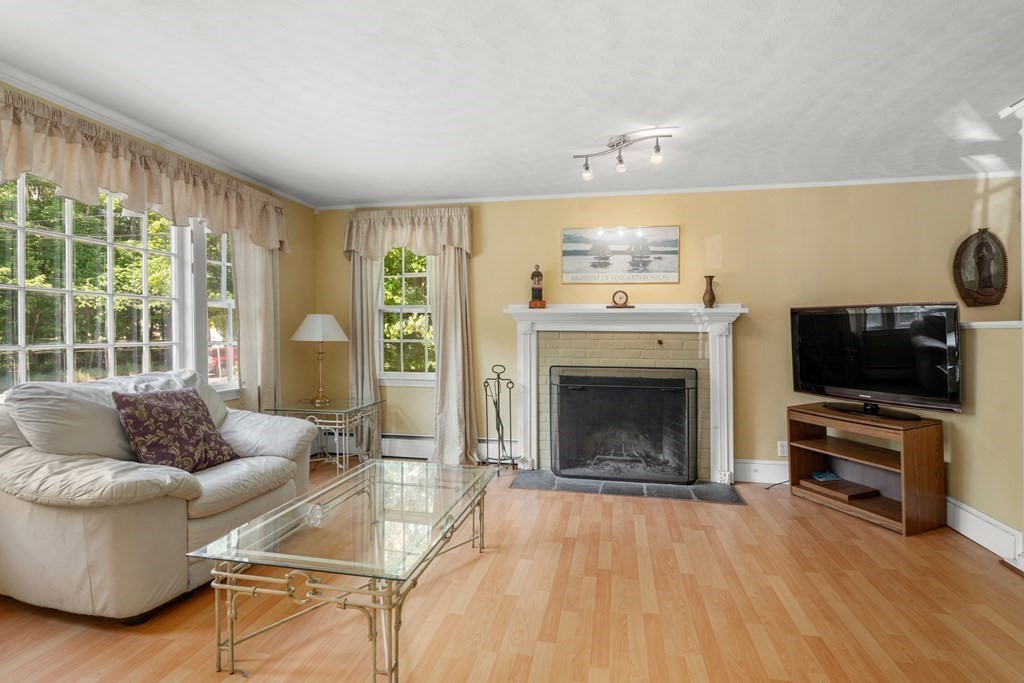 106 Cordaville Road Ashland, MA 01721 - Photo 3 of 14