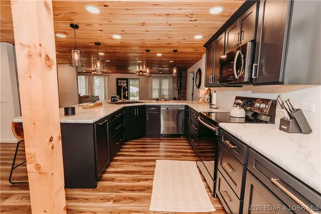 $430,000 | 274 Highway 42 Highway, Dixon, MO 65459